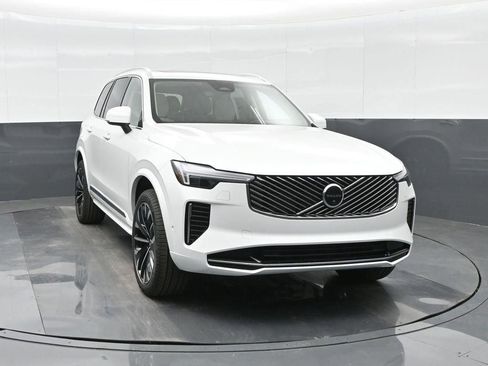 New 2026 Volvo XC90 B6 Ultra w/ Protection Package AWD/4WD image 2