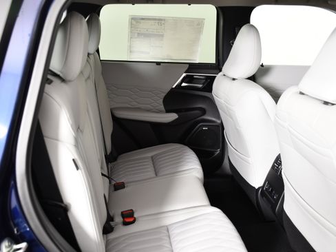 New 2026 Mitsubishi Outlander SEL AWD/4WD image 37
