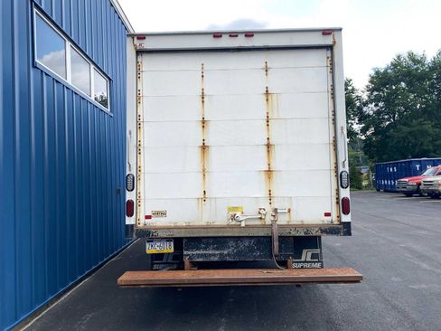 Used 2015 GMC Savana 3500 RWD image 10