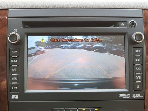 Certified 2013 Chevrolet Suburban LTZ image 15
