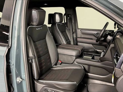 New 2026 GMC Yukon XL AT4 Ultimate image 12