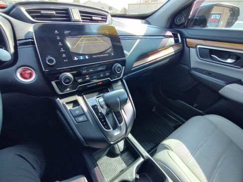 Used 2017 Honda CR-V Touring image 22