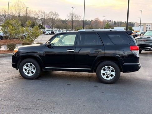 Used 2010 Toyota 4Runner SR5 image 15