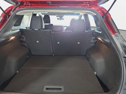 New 2026 Nissan Kicks SV w/ SV Premium Package FWD image 12