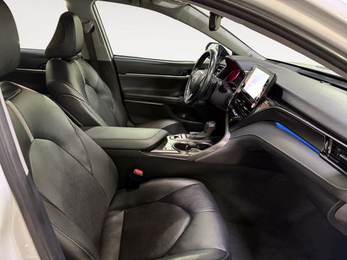 Used 2023 Toyota Camry XSE image 19