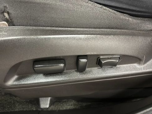 Used 2017 GMC Terrain SLE w/ Convenience Package FWD image 18