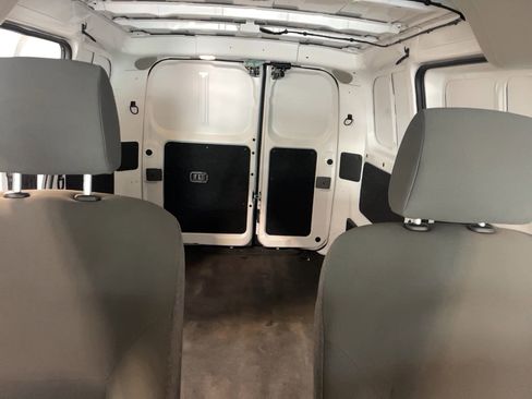 Used 2021 Nissan NV200 S image 22