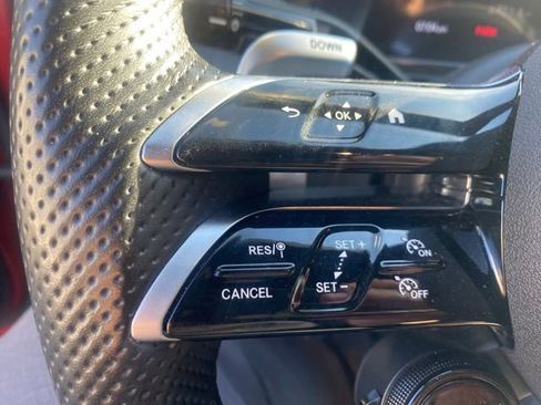 Used 2023 Mercedes-Benz C 43 AMG 4MATIC Sedan image 11