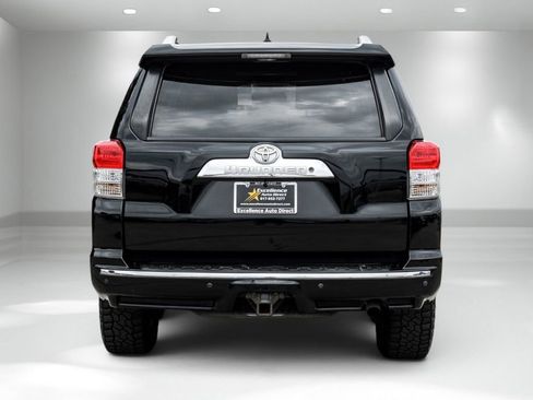 Used 2011 Toyota 4Runner SR5 RWD image 8