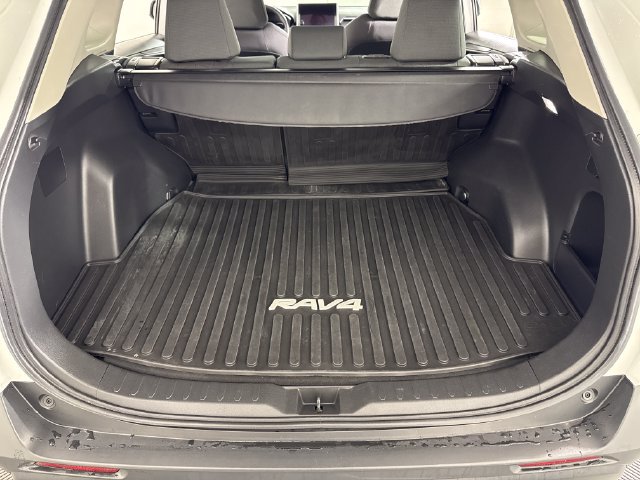 Used 2023 Toyota RAV4 XLE w/ Convenience Package AWD/4WD image 39