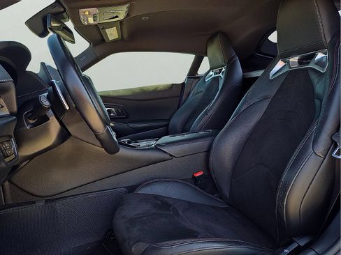 Used 2023 Toyota Supra w/ Safety & Technology Package RWD image 10