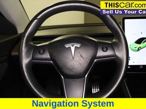 Used 2018 Tesla Model 3 Long Range image 10