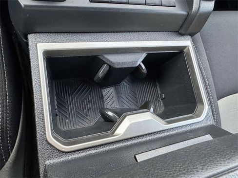 Used 2024 Toyota Tacoma TRD Off-Road image 29