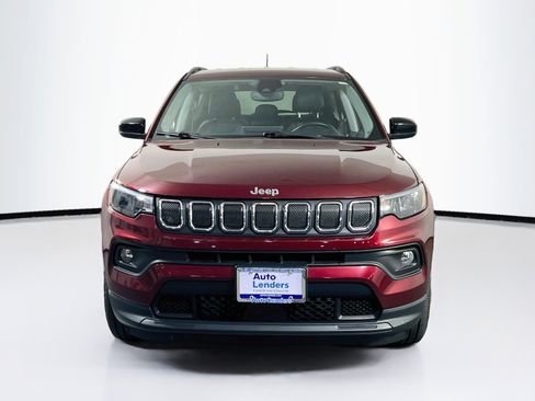 Used 2022 Jeep Compass Latitude AWD/4WD image 2