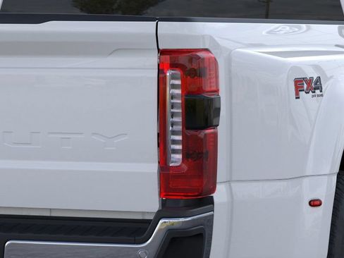 New 2026 Ford F350 XLT w/ 360-Degree Camera Package AWD/4WD image 21
