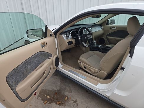 Used 2006 Ford Mustang Coupe image 10