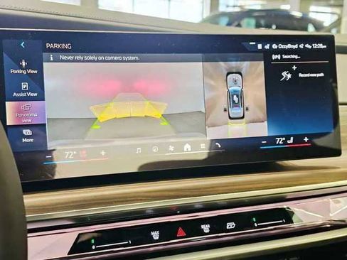 Certified 2025 BMW 750e xDrive w/ Executive Package AWD/4WD image 15