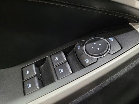 Used 2022 Ford Explorer XLT w/ Equipment Group 202A RWD image 27