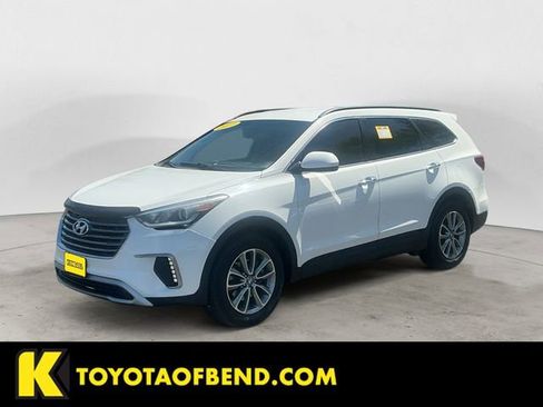 Used 2017 Hyundai Santa Fe SE AWD/4WD image 1