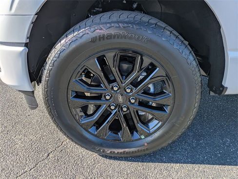 New 2025 Ford F150 Lariat w/ Equipment Group 501A Mid image 10