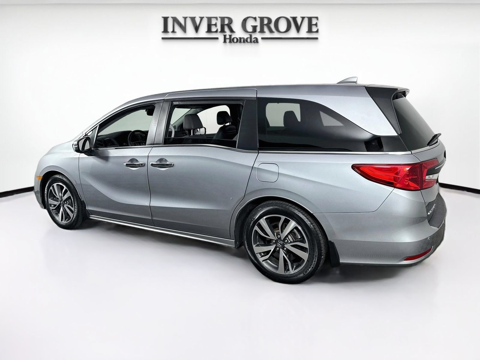 Used 2023 Honda Odyssey Touring image 6