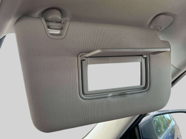 Used 2019 Nissan Rogue S AWD/4WD image 30