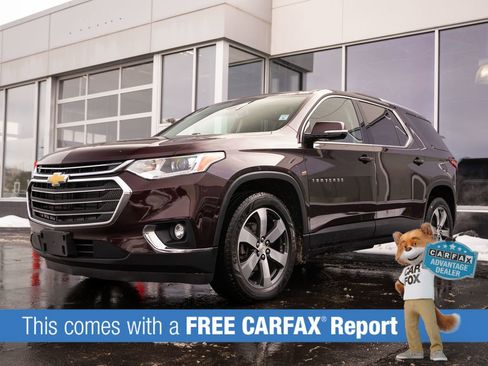 Used 2018 Chevrolet Traverse LT image 3
