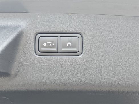 Certified 2025 Hyundai Santa Fe SEL image 14