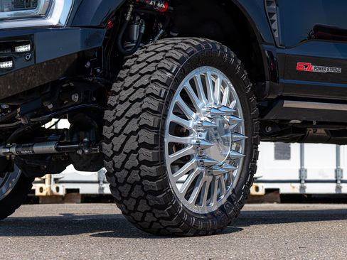 Used 2023 Ford F450 Platinum image 50