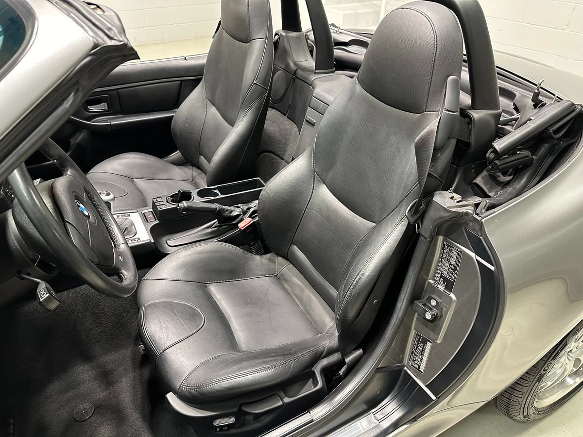 Used 2001 BMW Z3 3.0i RWD image 18