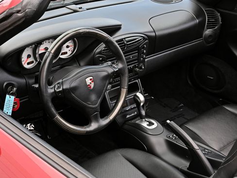 Used 2002 Porsche Boxster S RWD image 25