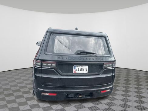 Used 2022 Jeep Grand Wagoneer Series II AWD/4WD image 23
