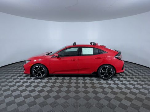 Used 2017 Honda Civic Sport image 5
