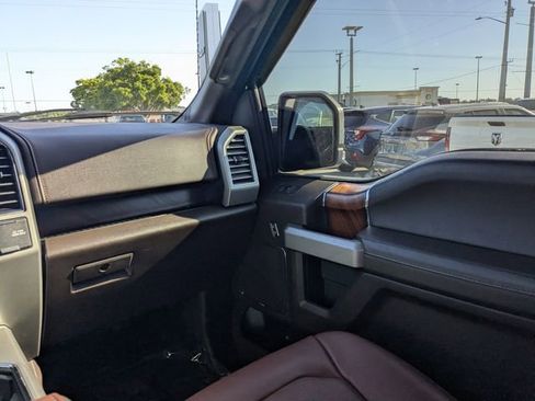 Used 2019 Ford F150 King Ranch w/ Equipment Group 601A Luxury AWD/4WD image 12