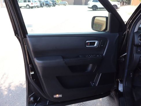 Used 2013 Honda Pilot Touring image 25