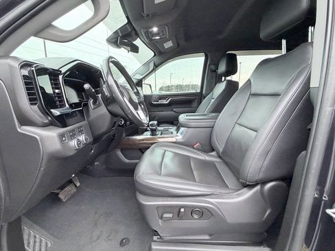 Used 2022 GMC Sierra 1500 Elevation w/ Elevation Premium Package image 22