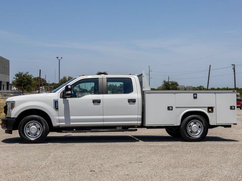 Used 2019 Ford F350 XL w/ Power Equipment Group RWD image 4
