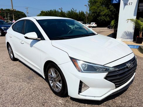 Used 2020 Hyundai Elantra SEL w/ Cargo Package (C1) FWD image 1
