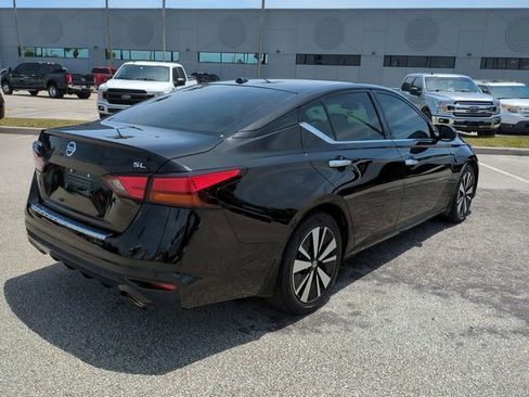 Used 2021 Nissan Altima 2.5 SL FWD image 4