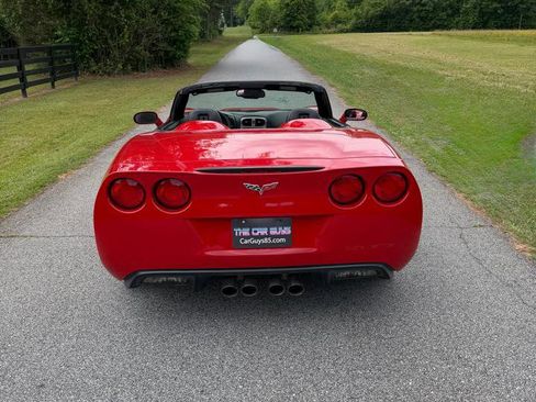 Used 2007 Chevrolet Corvette Convertible w/ Preferred Equipment Group RWD image 3