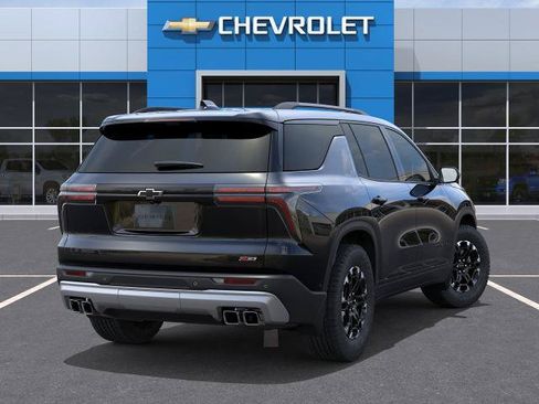 New 2027 Chevrolet Traverse Z71 w/ Enhanced Driving Package AWD/4WD image 4