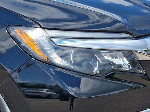 Used 2020 Honda Ridgeline Sport image 11