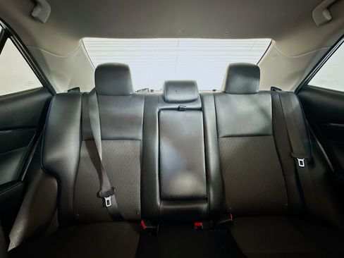 Used 2019 Toyota Corolla SE FWD image 28