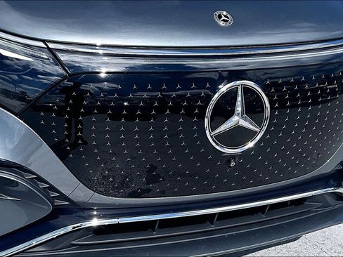 Used 2023 Mercedes-Benz EQS 580 4MATIC SUV image 29