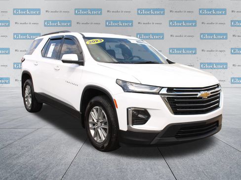 Used 2023 Chevrolet Traverse LT FWD image 3