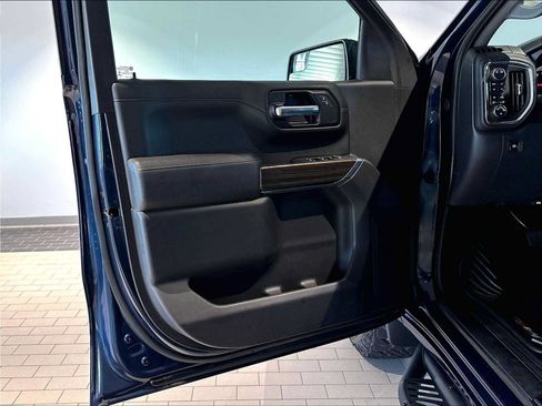 Used 2021 Chevrolet Silverado 1500 LT Trail Boss w/ Bed Protection Package AWD/4WD image 26