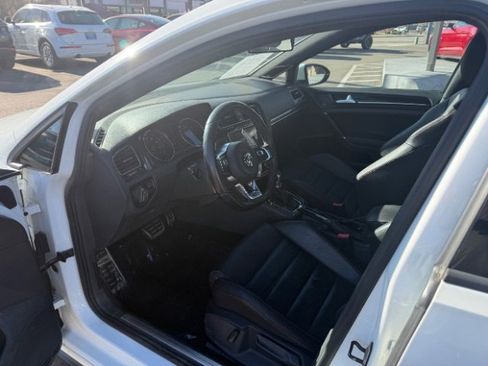 Used 2016 Volkswagen GTI SE image 23