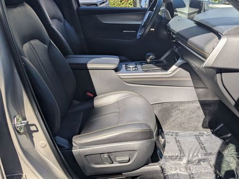 Used 2025 MAZDA CX-90 3.3 Turbo w/ Premium Sport Pkg image 32