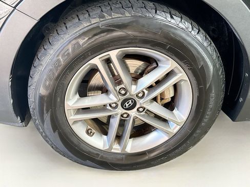 Used 2017 Hyundai Santa Fe Sport image 37