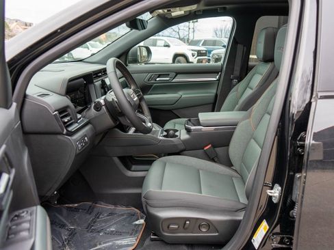 New 2026 GMC Terrain AT4 w/ Technology Package II image 11